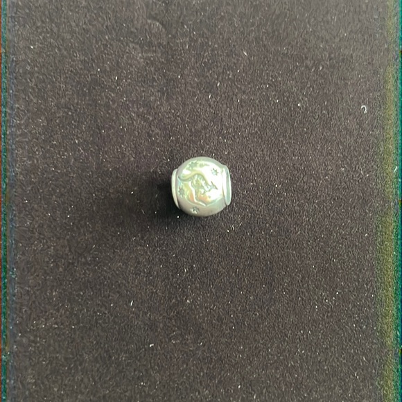 Australia charm - Picture 1 of 2